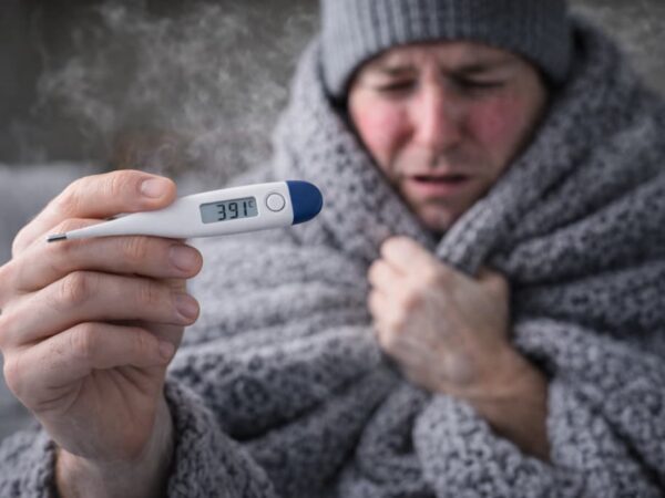 Dlaczego przy gorączce skóra jest gorąca, a jednocześnie mamy dreszcze